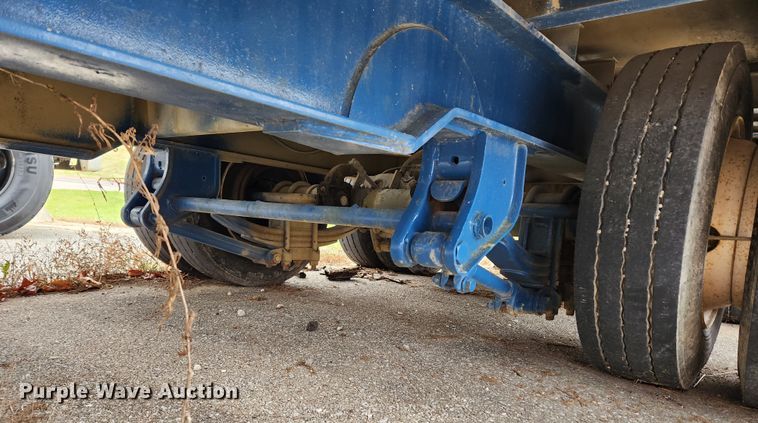 image for item JB9791 2013 Trail King TK40LP-262  equipment trailer