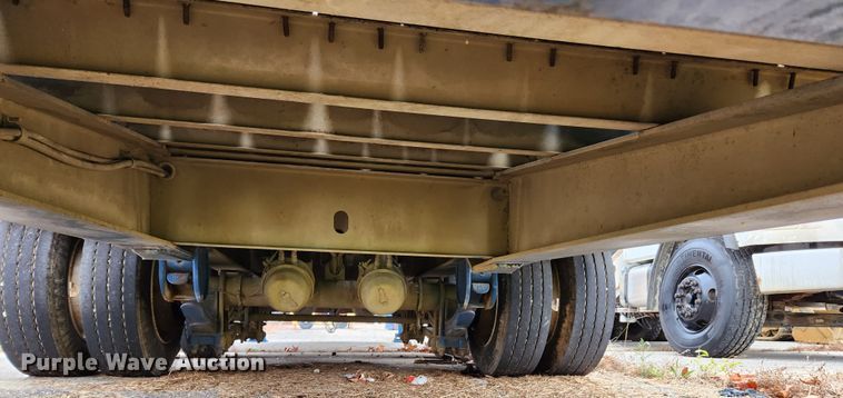 image for item JB9791 2013 Trail King TK40LP-262  equipment trailer