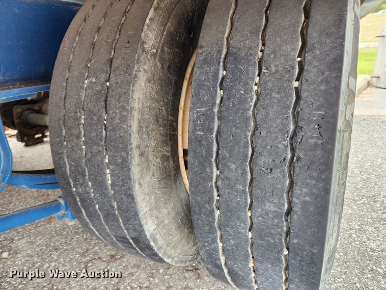 image for item JB9791 2013 Trail King TK40LP-262  equipment trailer