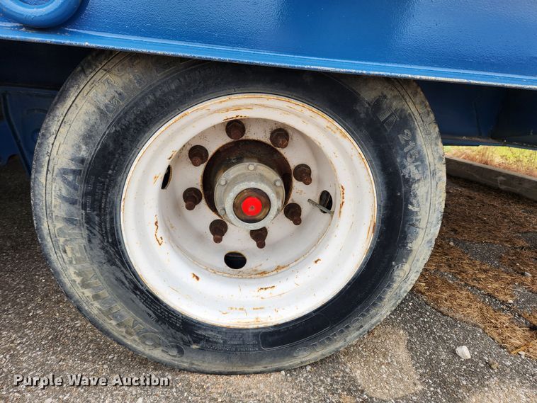 image for item JB9791 2013 Trail King TK40LP-262  equipment trailer