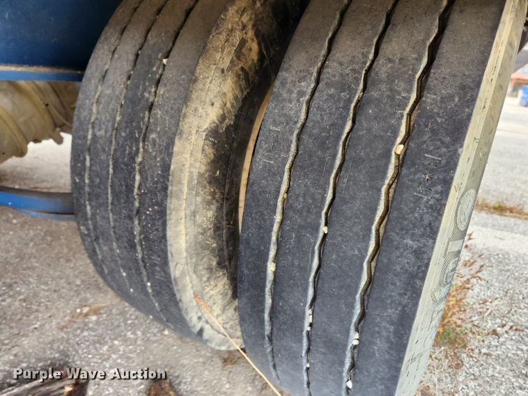 image for item JB9791 2013 Trail King TK40LP-262  equipment trailer