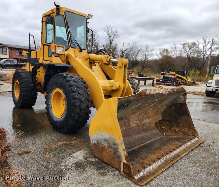 image for item JB9793 1985 Komatsu WA300  wheel loader