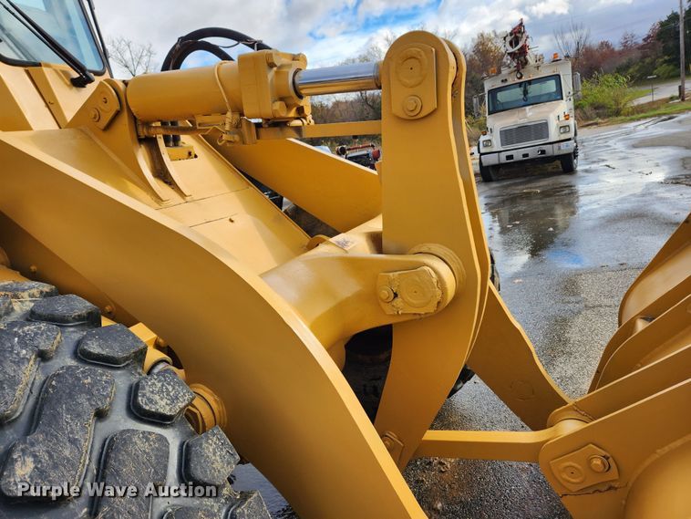 image for item JB9793 1985 Komatsu WA300  wheel loader