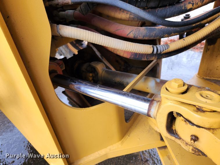 image for item JB9793 1985 Komatsu WA300  wheel loader