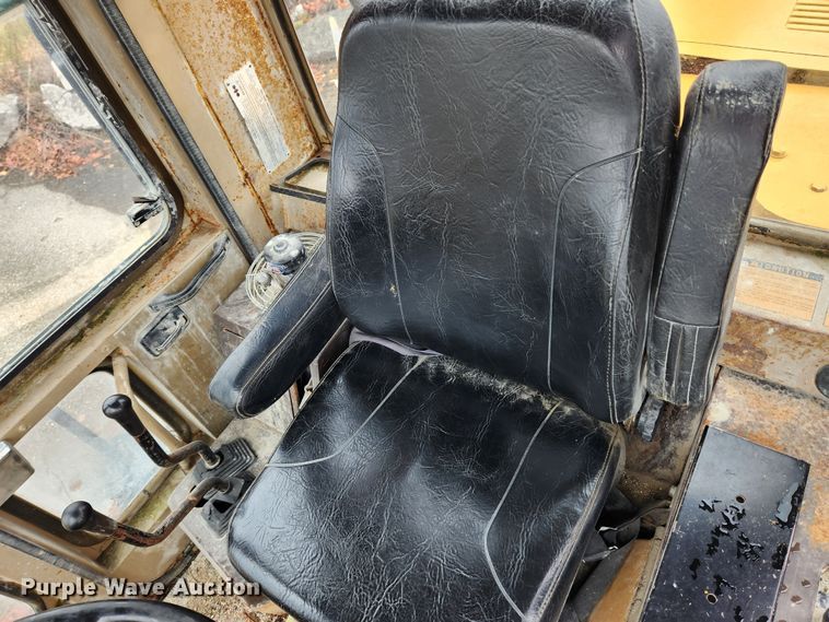 image for item JB9793 1985 Komatsu WA300  wheel loader