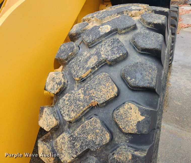 image for item JB9793 1985 Komatsu WA300  wheel loader