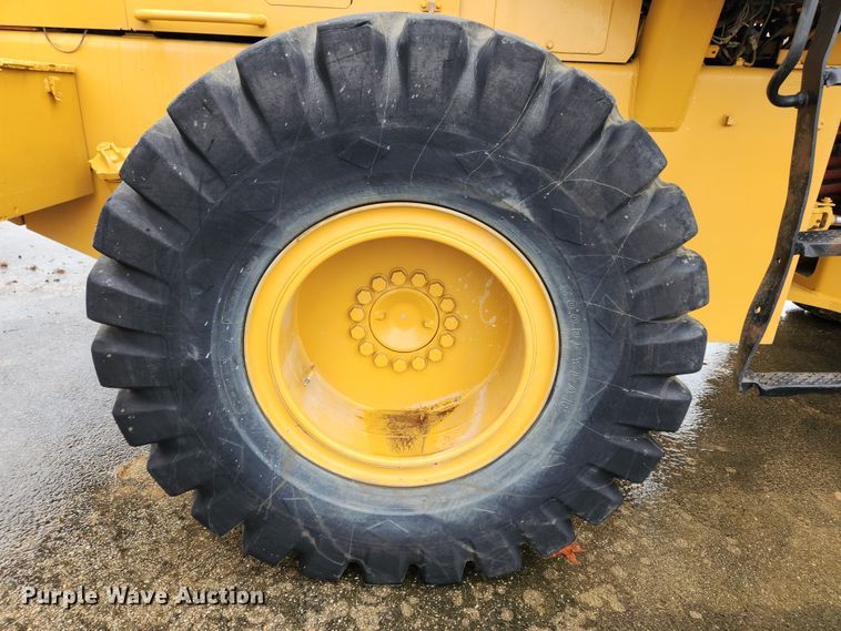 image for item JB9793 1985 Komatsu WA300  wheel loader