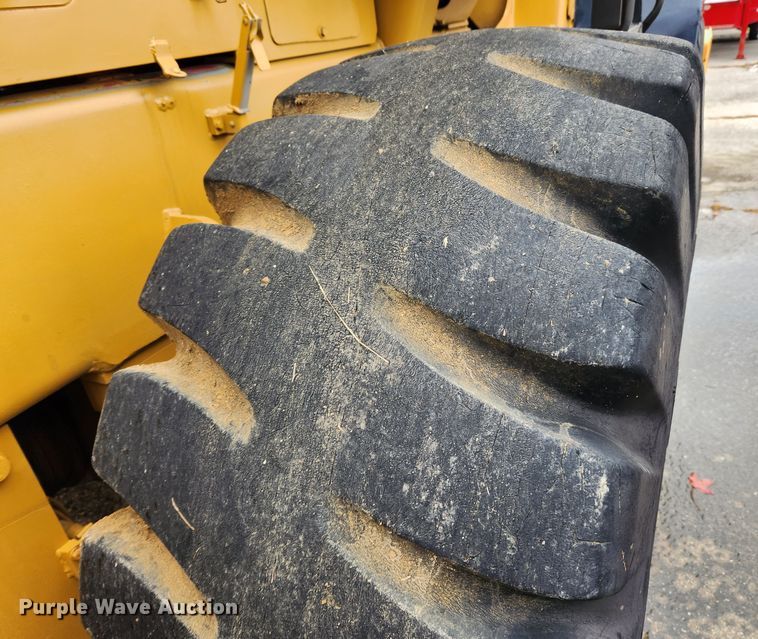 image for item JB9793 1985 Komatsu WA300  wheel loader
