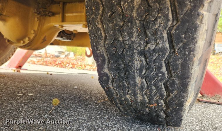 image for item JB9794 Broderson IC701B  crane