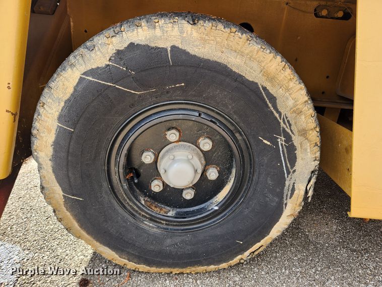 image for item JB9794 Broderson IC701B  crane