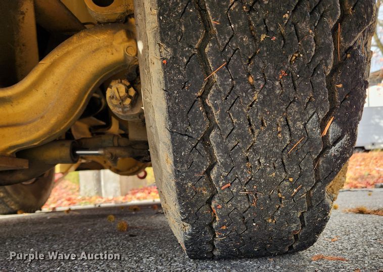 image for item JB9794 Broderson IC701B  crane