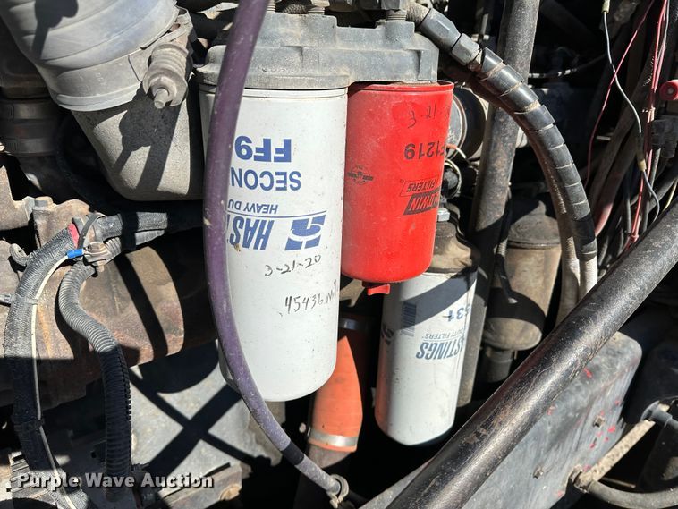 image for item JD9129 1994 Mack CH613  flatbed truck