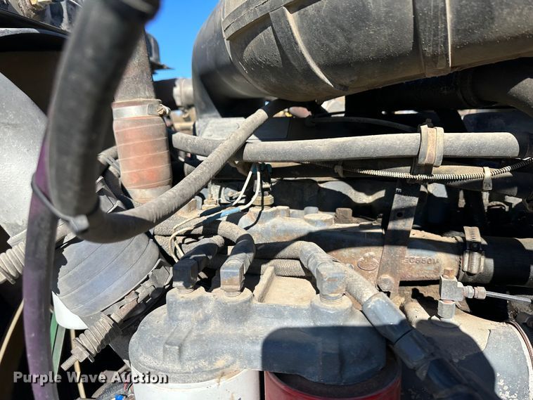 image for item JD9129 1994 Mack CH613  flatbed truck