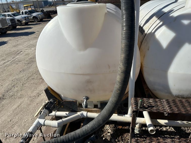 image for item JD9129 1994 Mack CH613  flatbed truck