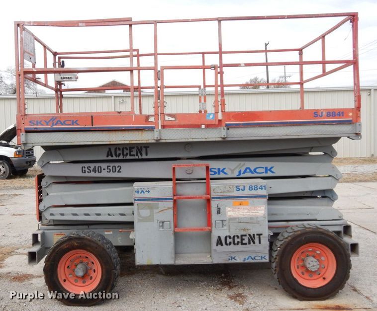 image for item JK9017 Skyjack SJ8841  scissor lift