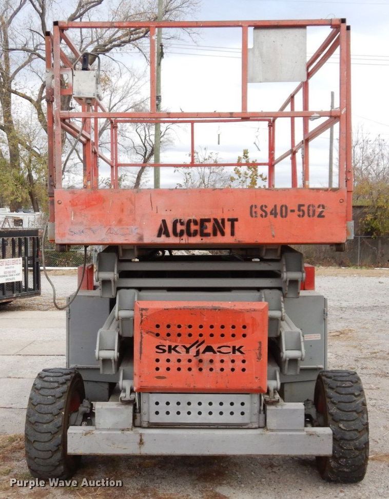 image for item JK9017 Skyjack SJ8841  scissor lift