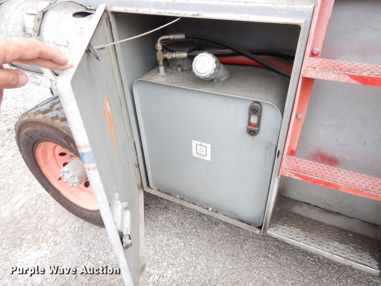 image for item JK9017 Skyjack SJ8841  scissor lift