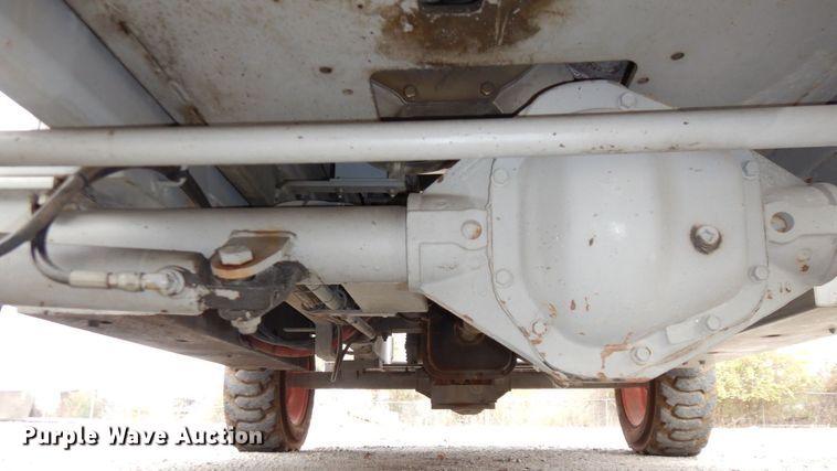 image for item JK9017 Skyjack SJ8841  scissor lift