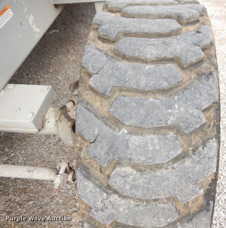 image for item JK9017 Skyjack SJ8841  scissor lift