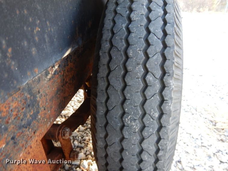 image for item JK9061 1989 Starlite 165CR  utility trailer