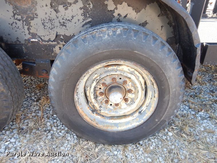 image for item JK9062 1994 Simpson  equipment trailer