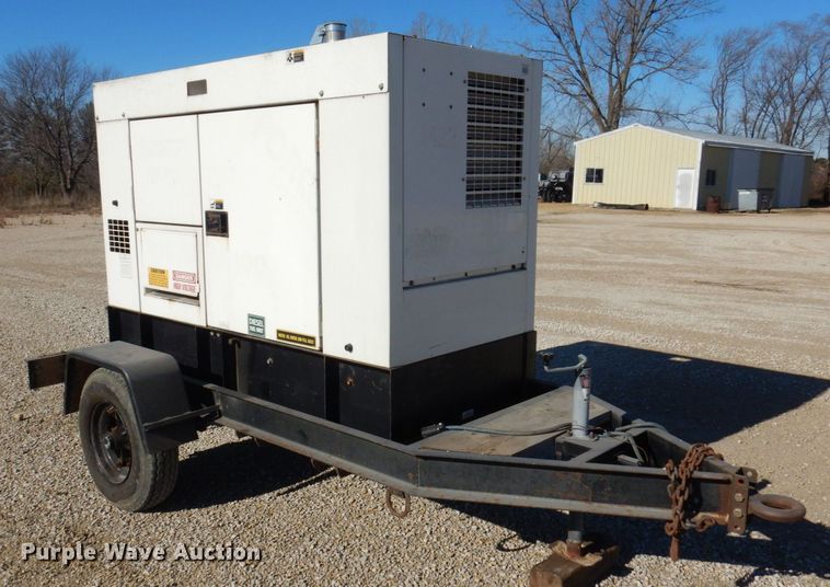 image for item JL9773 Whisperwatt DCA-45USI  generator