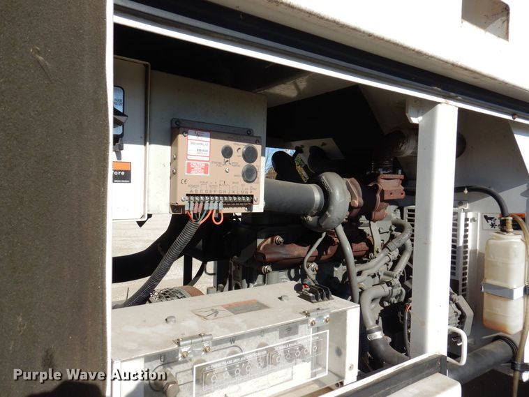 image for item JL9773 Whisperwatt DCA-45USI  generator