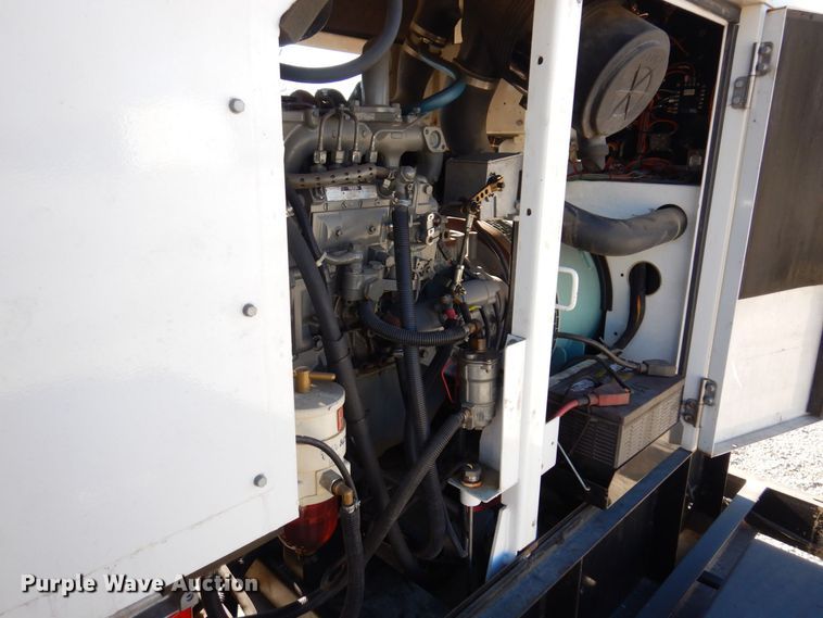 image for item JL9773 Whisperwatt DCA-45USI  generator