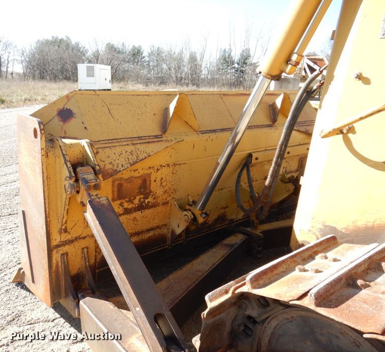 image for item JL9774 2004 Caterpillar D6R XL Series II  dozer