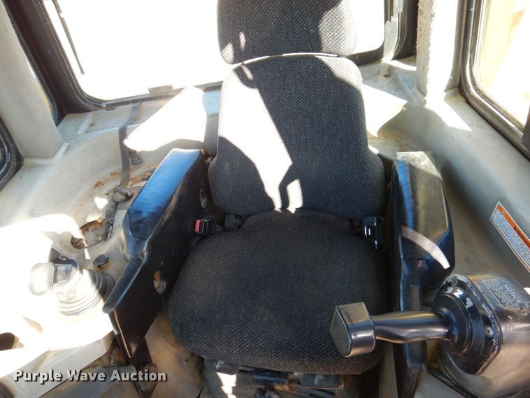 image for item JL9774 2004 Caterpillar D6R XL Series II  dozer