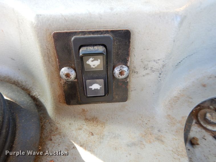 image for item JL9774 2004 Caterpillar D6R XL Series II  dozer