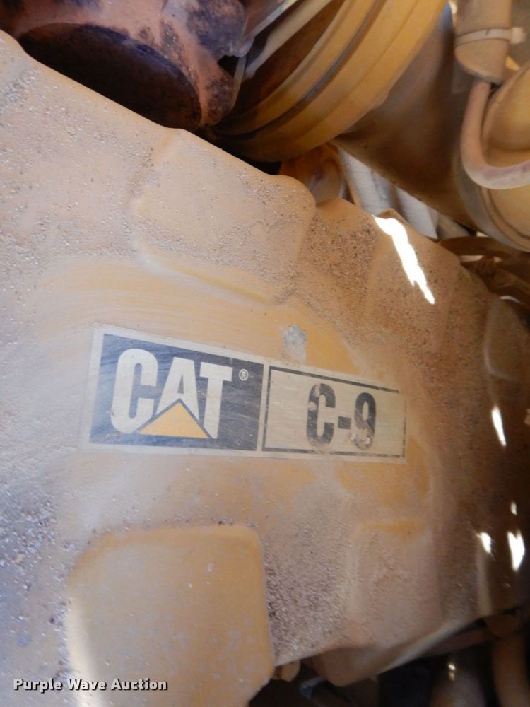 image for item JL9774 2004 Caterpillar D6R XL Series II  dozer