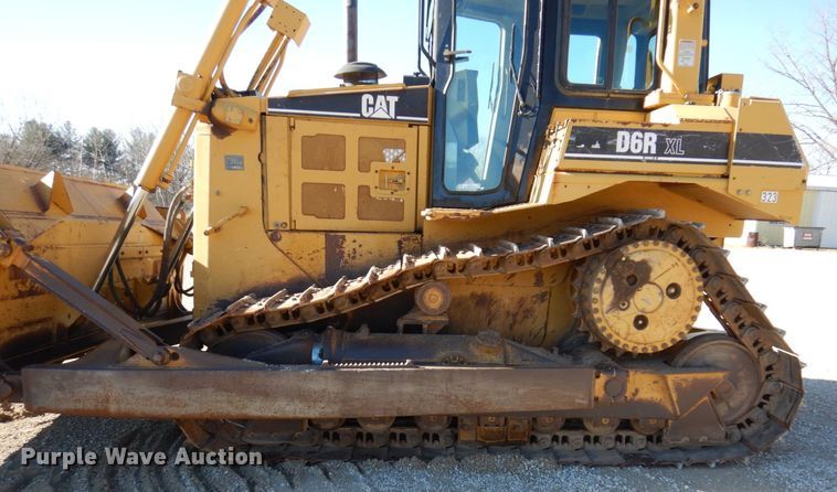 image for item JL9774 2004 Caterpillar D6R XL Series II  dozer