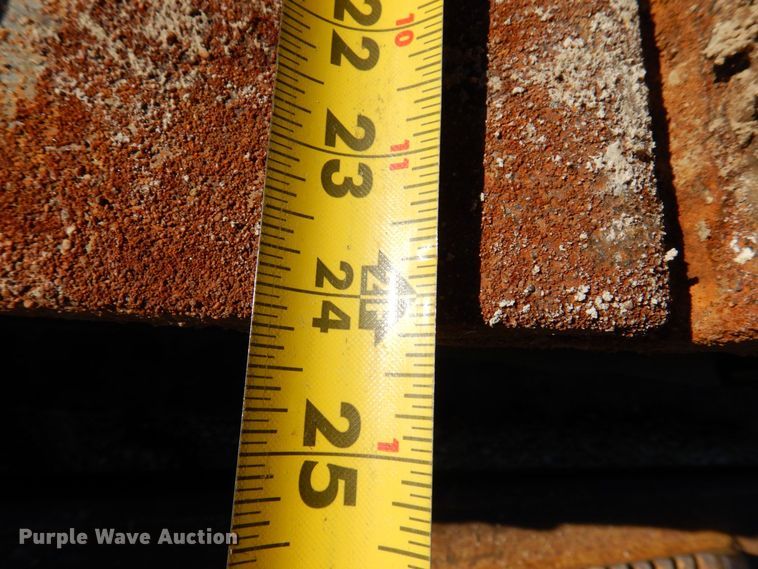 image for item JL9774 2004 Caterpillar D6R XL Series II  dozer