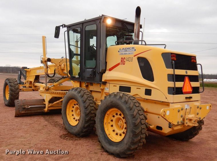 image for item JL9783 2005 New Holland RG140B  motor grader