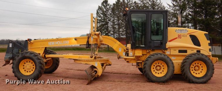 image for item JL9783 2005 New Holland RG140B  motor grader