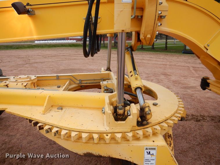 image for item JL9783 2005 New Holland RG140B  motor grader