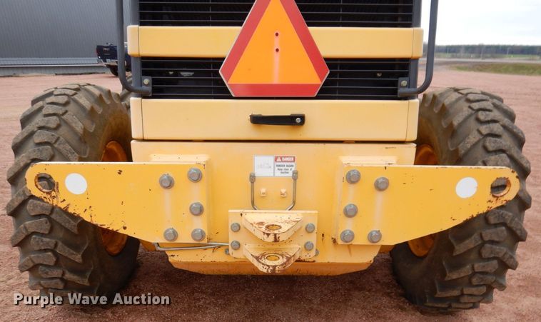 image for item JL9783 2005 New Holland RG140B  motor grader