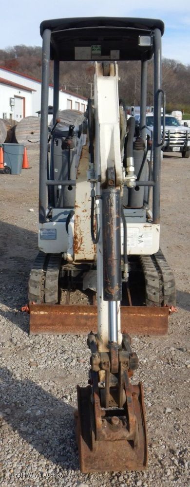 image for item JL9791 2010 Terex TC16  mini excavator