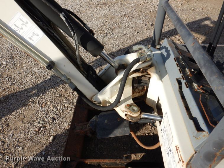 image for item JL9791 2010 Terex TC16  mini excavator