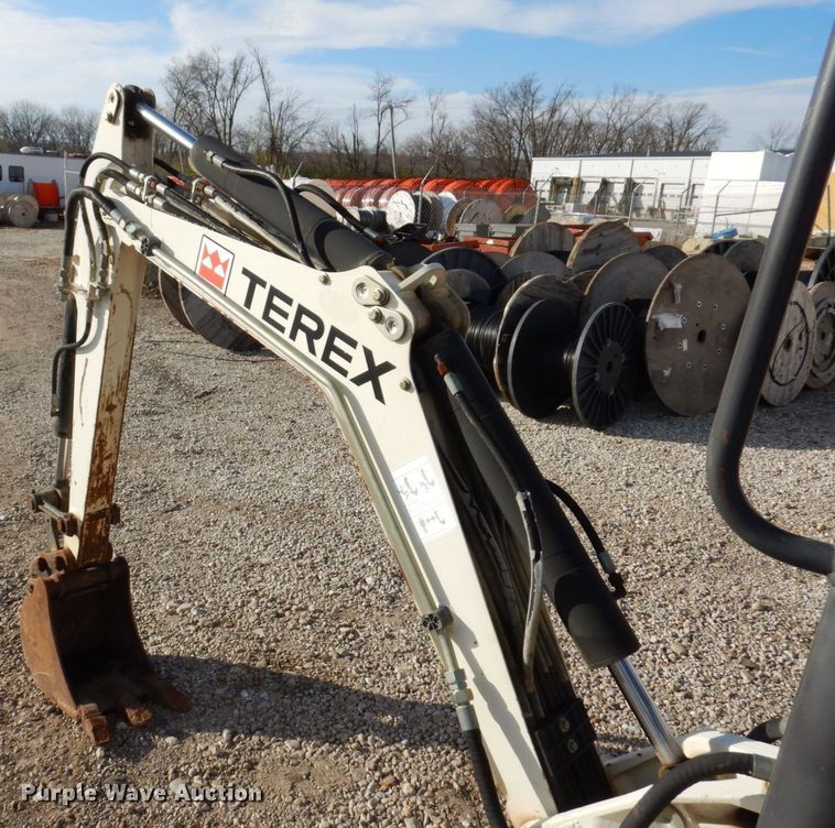 image for item JL9791 2010 Terex TC16  mini excavator