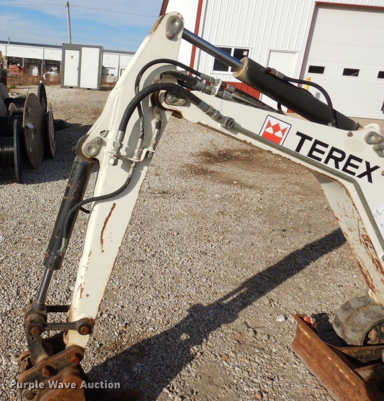 image for item JL9791 2010 Terex TC16  mini excavator