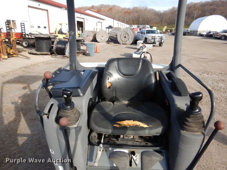 image for item JL9791 2010 Terex TC16  mini excavator