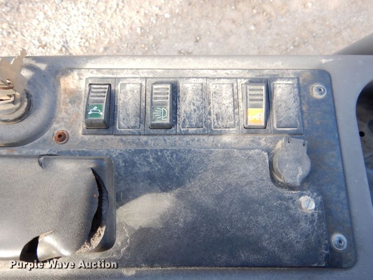 image for item JL9791 2010 Terex TC16  mini excavator