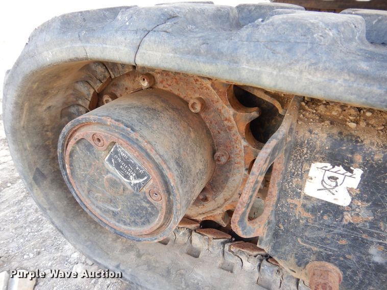 image for item JL9791 2010 Terex TC16  mini excavator