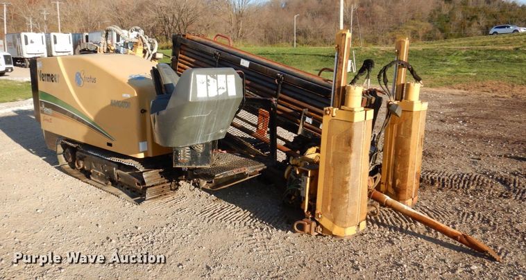 image for item JL9793 2005 Vermeer D24X40 Series II  directional boring unit