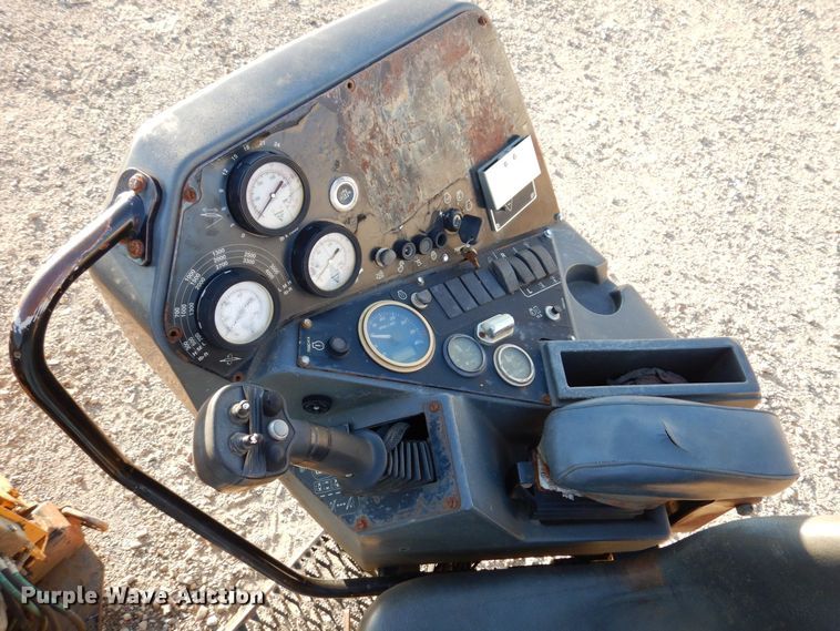 image for item JL9793 2005 Vermeer D24X40 Series II  directional boring unit