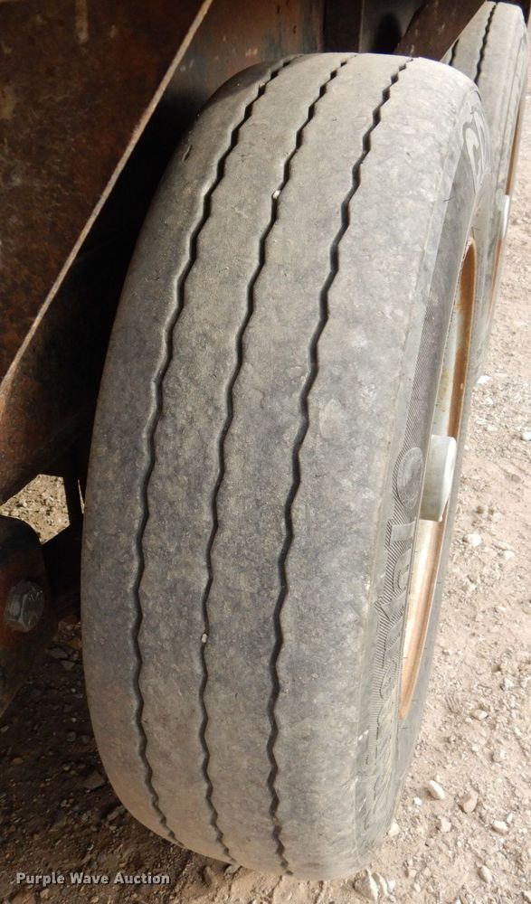 image for item JL9793 2005 Vermeer D24X40 Series II  directional boring unit