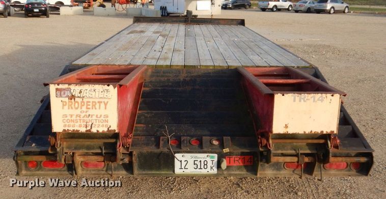 image for item JL9795 1998 Towmaster T-30-2  equipment trailer