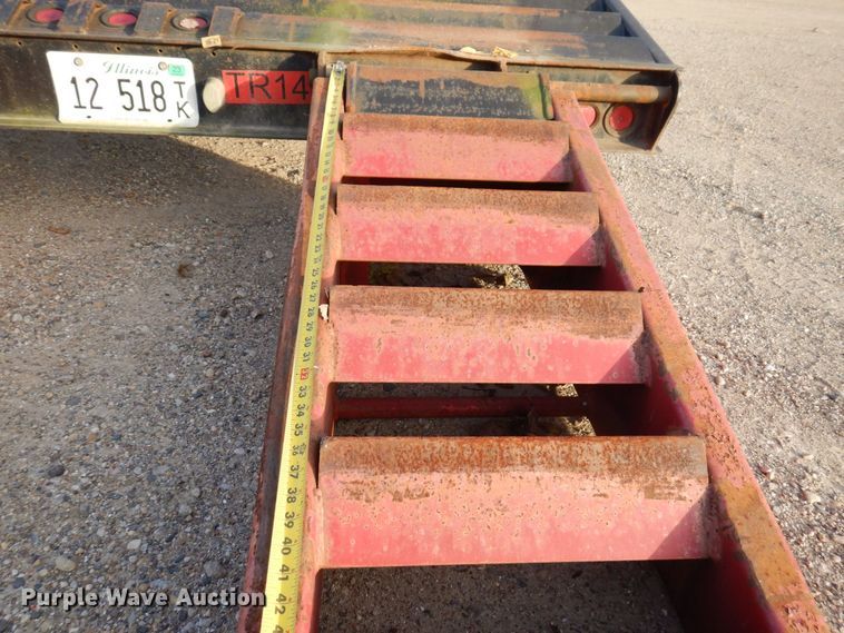 image for item JL9795 1998 Towmaster T-30-2  equipment trailer